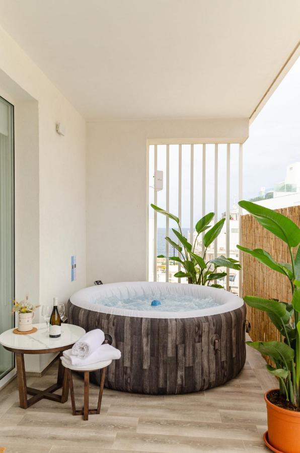 Apulialux Seaview Prestige Apt / Jacuzzi + Parking Apartamento Polignano a Mare Exterior foto