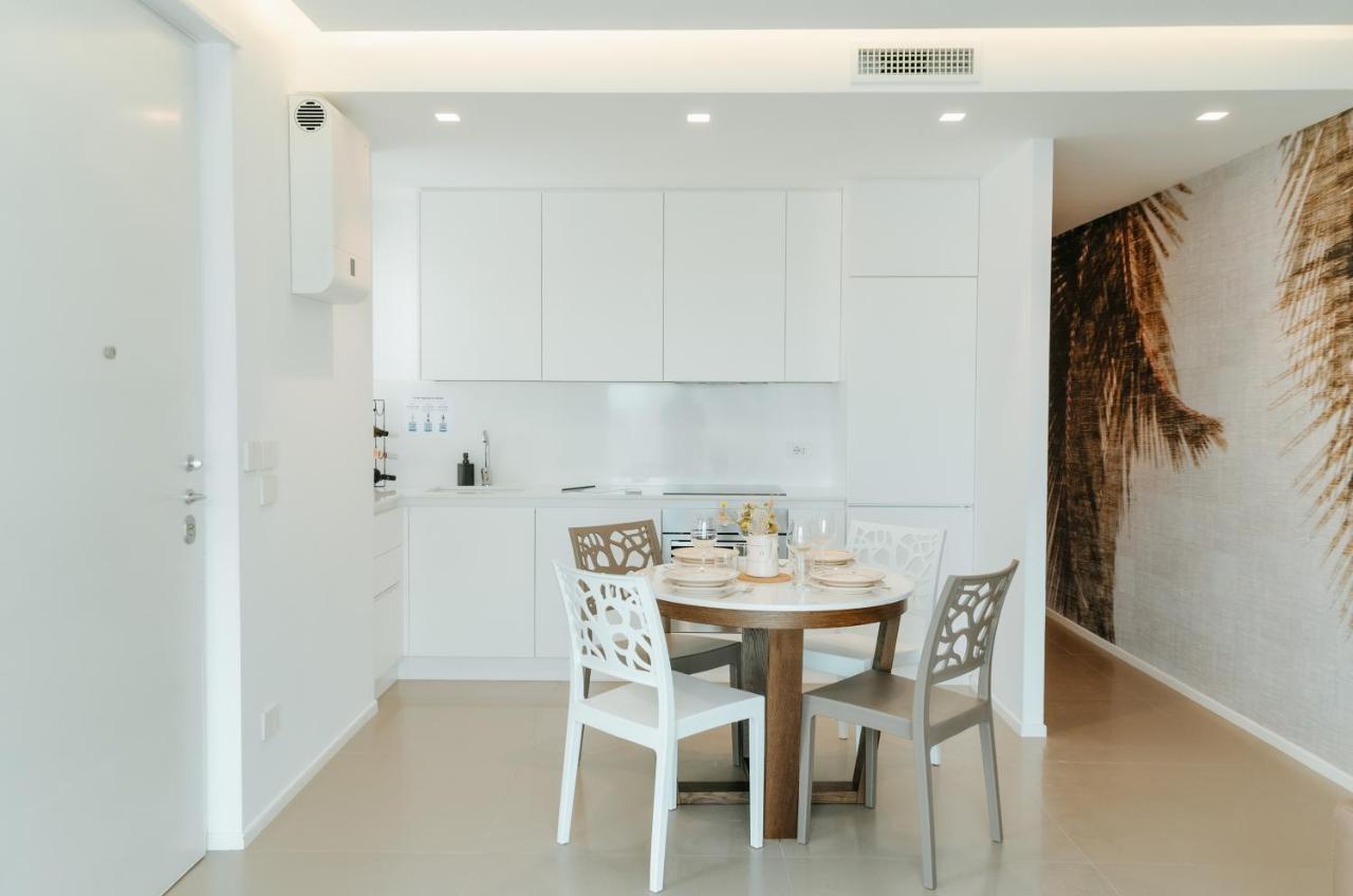 Apulialux Seaview Prestige Apt / Jacuzzi + Parking Apartamento Polignano a Mare Exterior foto